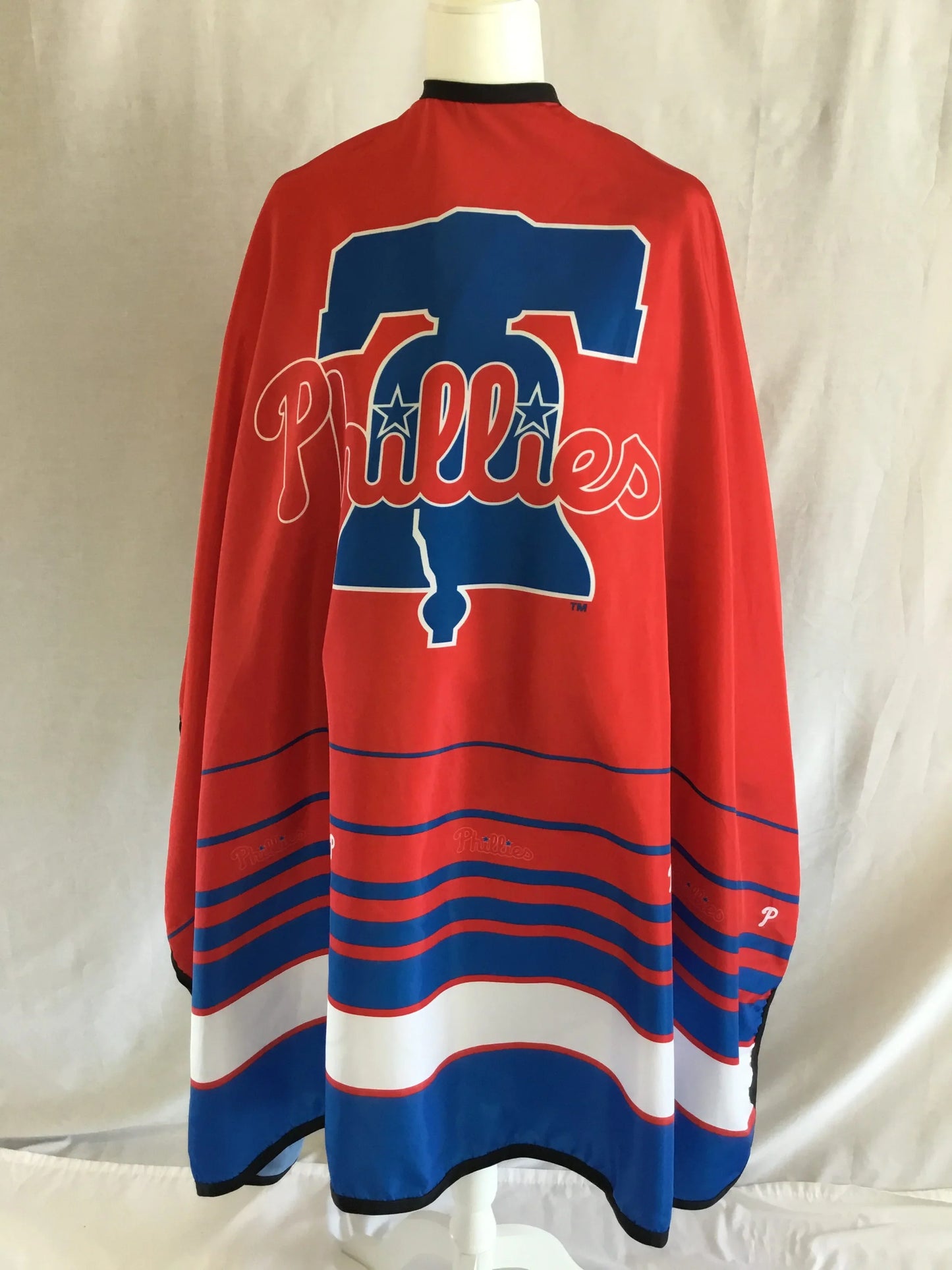 MLB SALON CAPE