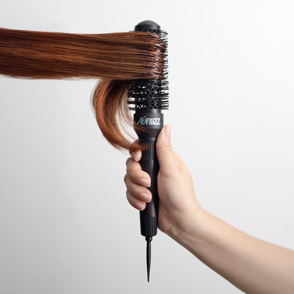 StyleCraft NoFRIZZ Round Brush with Ion Technology and Ceramic-Coated Barrel 43mm #SCBRUSH43B